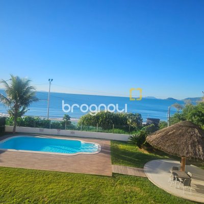 Apartamento com 108m², 3 quartos (sendo 1 suíte), 2 garagens, no bairro Canasvieiras em Florianópolis