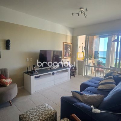 Apartamento com 108m², 3 quartos (sendo 1 suíte), 2 garagens, no bairro Canasvieiras em Florianópolis