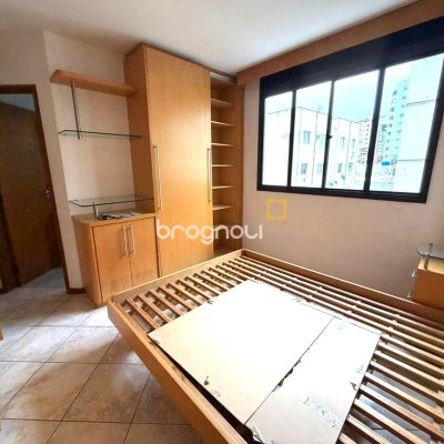 Apartamento com 81m², 3 quartos (sendo 1 suíte), 1 garagem, no bairro Centro em Florianópolis