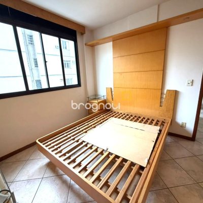 Apartamento com 81m², 3 quartos (sendo 1 suíte), 1 garagem, no bairro Centro em Florianópolis