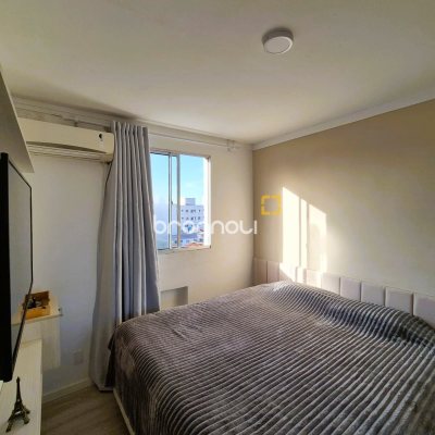 Apartamento com 48m², 2 quartos, 1 garagem, no bairro Roçado em São José