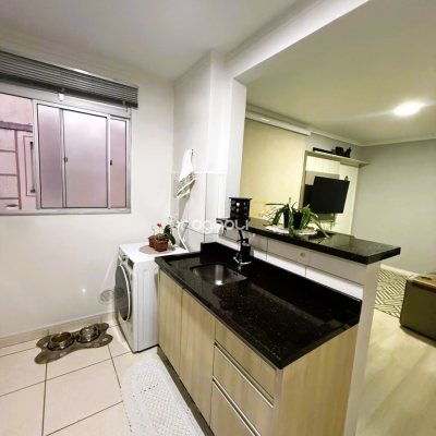 Apartamento com 48m², 2 quartos, 1 garagem, no bairro Roçado em São José