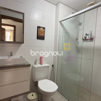 Apartamento com 70m², 2 quartos, 1 garagem, no bairro Vargem do Bom Jesus em Florianópolis