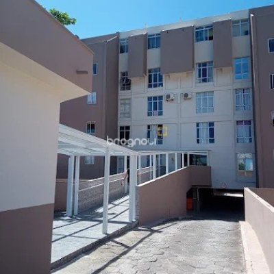Apartamento com 37m², 1 quarto, no bairro Capoeiras em Florianópolis