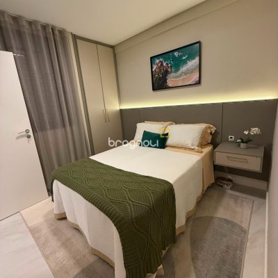 Apartamento com 142m², 3 quartos (sendo 1 suíte), 2 garagens, no bairro Jurerê em Florianópolis
