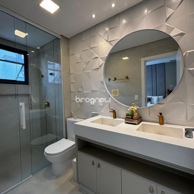 Apartamento com 142m², 3 quartos (sendo 1 suíte), 2 garagens, no bairro Jurerê em Florianópolis