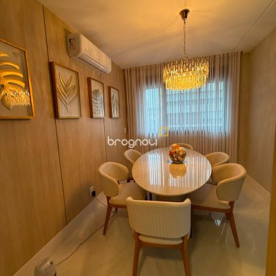 Apartamento com 142m², 3 quartos (sendo 1 suíte), 2 garagens, no bairro Jurerê em Florianópolis