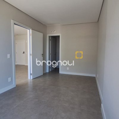 Apartamento com 70m², 2 quartos (sendo 2 suítes), 1 garagem, no bairro Jurerê em Florianópolis