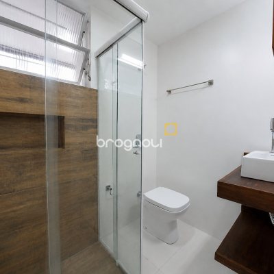 Apartamento com 69m², 2 quartos, 2 garagens, no bairro Bom Abrigo em Florianópolis