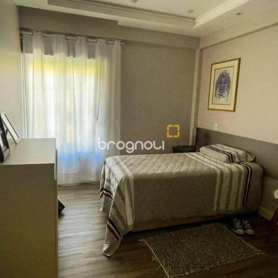 Apartamento com 149m², 3 quartos (sendo 1 suíte), 2 garagens, no bairro Jurerê em Florianópolis