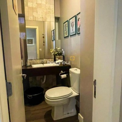 Apartamento com 149m², 3 quartos (sendo 1 suíte), 2 garagens, no bairro Jurerê em Florianópolis