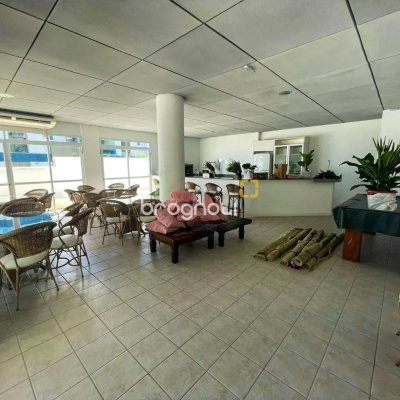 Apartamento com 149m², 3 quartos (sendo 1 suíte), 2 garagens, no bairro Jurerê em Florianópolis