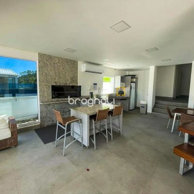 Apartamento com 149m², 3 quartos (sendo 1 suíte), 2 garagens, no bairro Jurerê em Florianópolis