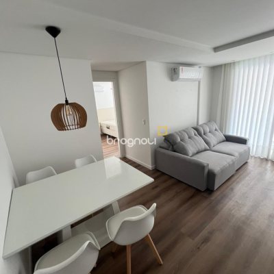 Apartamento com 57m², 1 quarto (sendo 1 suíte), 1 garagem, no bairro Centro em Florianópolis