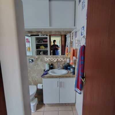 Apartamento com 64m², 2 quartos (sendo 1 suíte), 1 garagem, no bairro Canasvieiras em Florianópolis