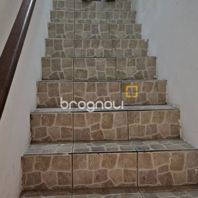 Prédio com 536m², 13 quartos, no bairro Centro em Florianópolis