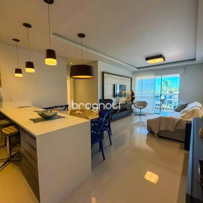 Apartamento com 121m², 4 quartos (sendo 3 suítes), 2 garagens, no bairro Cachoeira do Bom Jesus em Florianópolis
