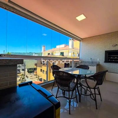 Apartamento com 121m², 4 quartos (sendo 3 suítes), 2 garagens, no bairro Cachoeira do Bom Jesus em Florianópolis