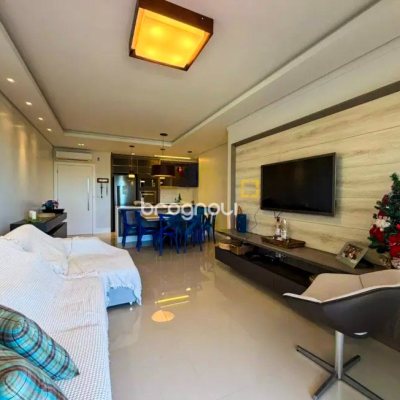 Apartamento com 121m², 4 quartos (sendo 3 suítes), 2 garagens, no bairro Cachoeira do Bom Jesus em Florianópolis