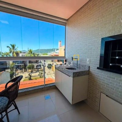 Apartamento com 121m², 4 quartos (sendo 3 suítes), 2 garagens, no bairro Cachoeira do Bom Jesus em Florianópolis