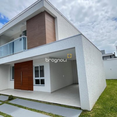 Casa com 138m², 3 quartos (sendo 1 suíte), 1 garagem, no bairro Ingleses do Rio Vermelho em Florianópolis