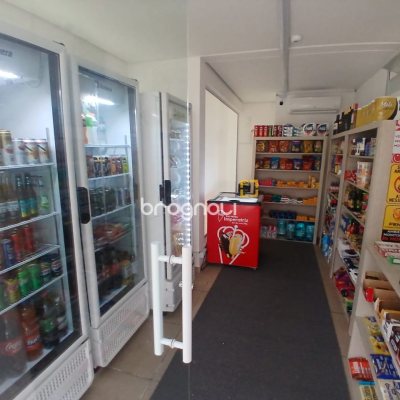 Apartamento com 67m², 2 quartos (sendo 1 suíte), 2 garagens, no bairro Coqueiros em Florianópolis