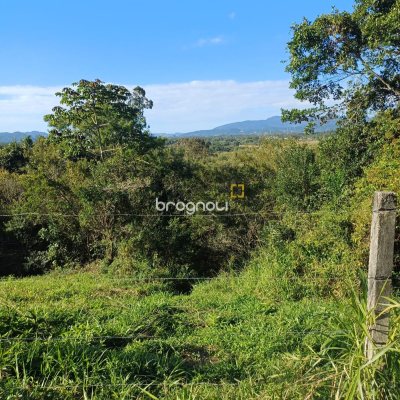 Terreno com 14000m², no bairro Santo Antônio de Lisboa em Florianópolis
