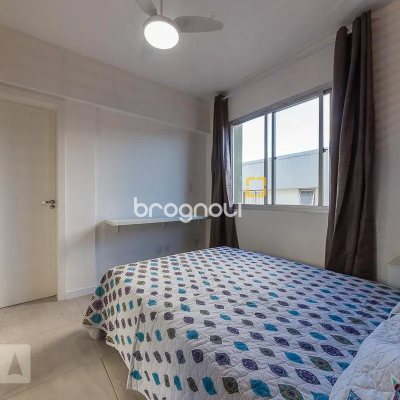 Studio com 27m², 1 quarto, no bairro Centro em Florianópolis