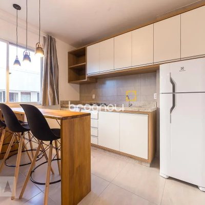 Studio com 27m², 1 quarto, no bairro Centro em Florianópolis