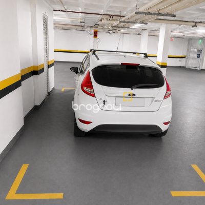 Apartamento com 76m², 2 quartos (sendo 1 suíte), 1 garagem, no bairro Barreiros em São José