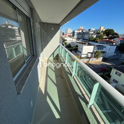 Apartamento com 42m², 1 quarto, 1 garagem, no bairro Coloninha em Florianópolis