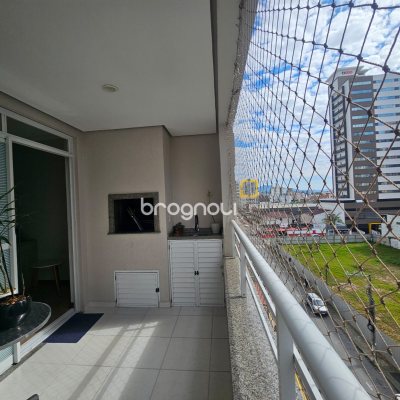 Apartamento com 100m², 3 quartos (sendo 1 suíte), 1 garagem, no bairro Campinas em São José