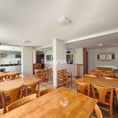 Apartamento com 100m², 3 quartos (sendo 1 suíte), 1 garagem, no bairro Campinas em São José