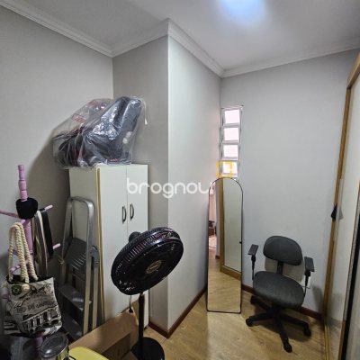 Apartamento com 100m², 3 quartos (sendo 1 suíte), 1 garagem, no bairro Campinas em São José