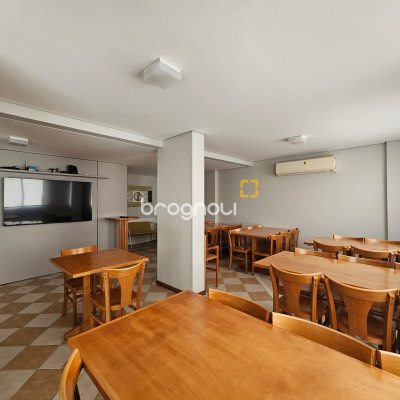 Apartamento com 100m², 3 quartos (sendo 1 suíte), 1 garagem, no bairro Campinas em São José