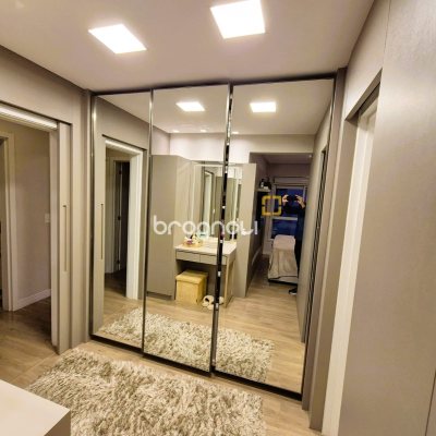 Apartamento com 90m², 3 quartos (sendo 1 suíte), 2 garagens, no bairro Barreiros em São José