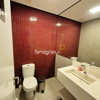 Apartamento com 90m², 3 quartos (sendo 1 suíte), 2 garagens, no bairro Barreiros em São José