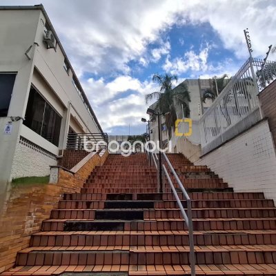 Studio com 36m², 1 quarto, 1 garagem, no bairro Trindade em Florianópolis