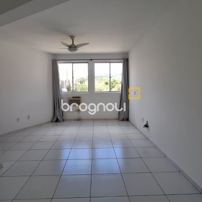 Studio com 36m², 1 quarto, 1 garagem, no bairro Trindade em Florianópolis