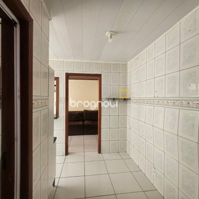 Apartamento com 40m², 2 quartos, 1 garagem, no bairro Praia Comprida em São José