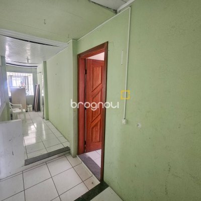 Apartamento com 40m², 2 quartos, 1 garagem, no bairro Praia Comprida em São José
