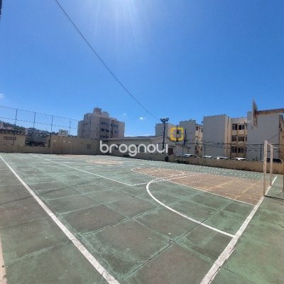 Apartamento com 40m², 2 quartos, 1 garagem, no bairro Praia Comprida em São José