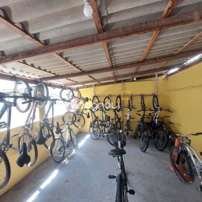 Apartamento com 40m², 2 quartos, 1 garagem, no bairro Praia Comprida em São José