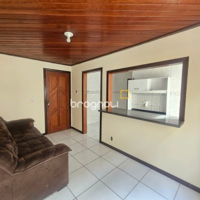Apartamento com 40m², 2 quartos, 1 garagem, no bairro Praia Comprida em São José