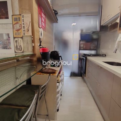 Apartamento com 52m², 1 quarto, 1 garagem, no bairro Centro em Florianópolis