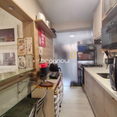 Apartamento com 52m², 1 quarto, 1 garagem, no bairro Centro em Florianópolis