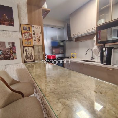 Apartamento com 52m², 1 quarto, 1 garagem, no bairro Centro em Florianópolis