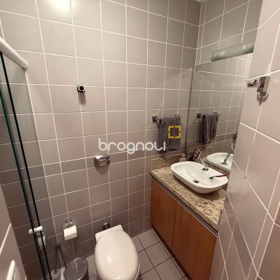 Apartamento com 73m², 2 quartos (sendo 1 suíte), 1 garagem, no bairro Ingleses em Florianópolis