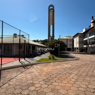 Apartamento com 73m², 2 quartos (sendo 1 suíte), 1 garagem, no bairro Ingleses em Florianópolis