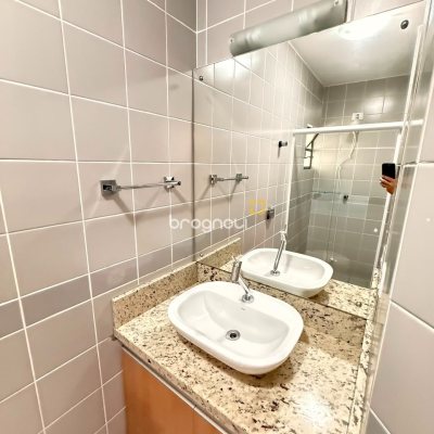 Apartamento com 73m², 2 quartos (sendo 1 suíte), 1 garagem, no bairro Ingleses em Florianópolis
